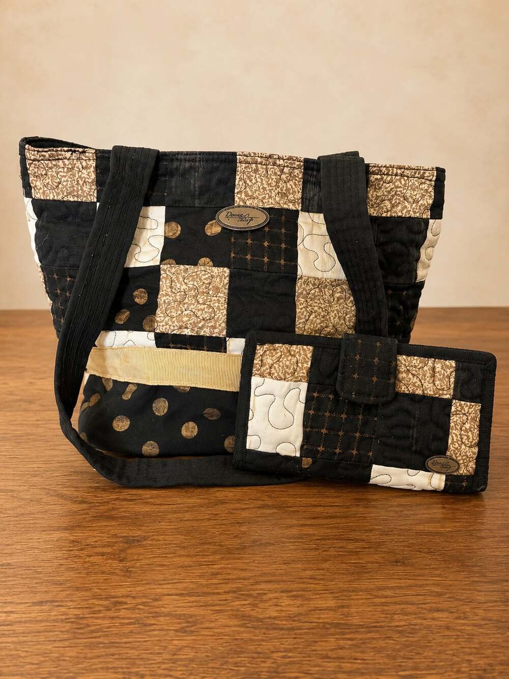 Donna Sharp Patchwork Quilted Purse Handbag Tote with Matching Wallet, Polka Do